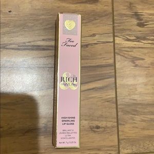 Too Faced Rich & Dazzling
